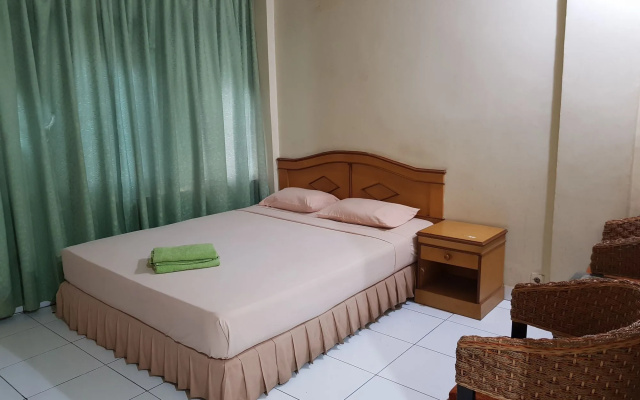 Hotel Istana – Guest Rooms – Makassar