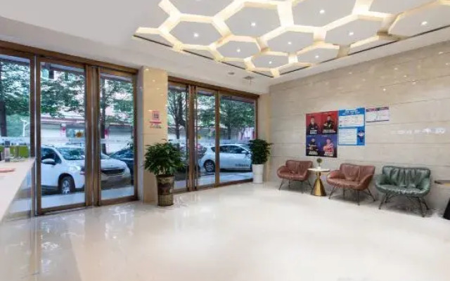 Fuyang Hengfeng Express Hotel (Jinhua Road)