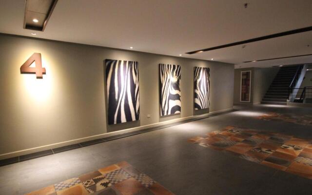 Season Five Hotel