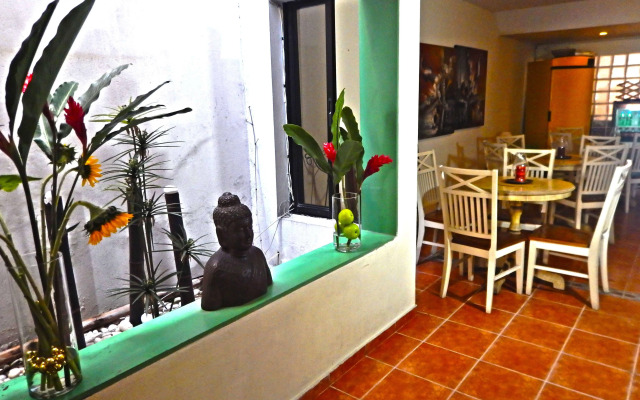 Suite Colonial by Cristi