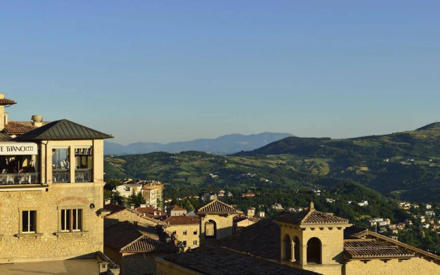 Titano Suites
