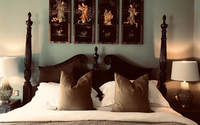 Bridge House Hotel