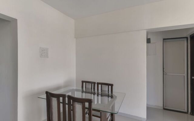 OYO 22920 Executive Skyline Service Apartments