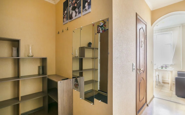 Апартаменты на Римской