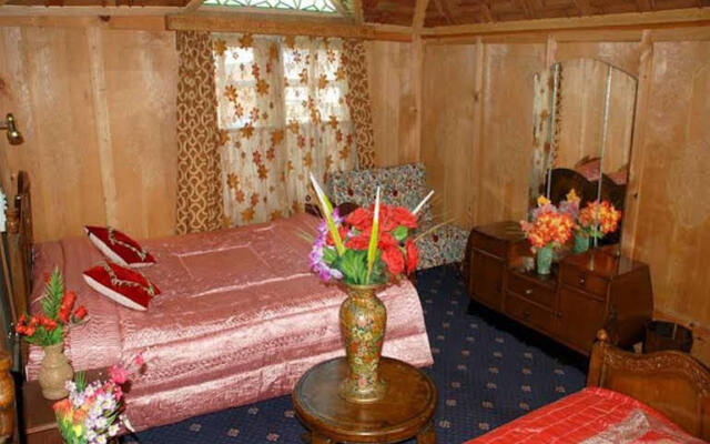Kohimaran Group Of Houseboats