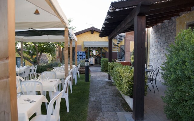 Tenuta La Lupa Country Hotel