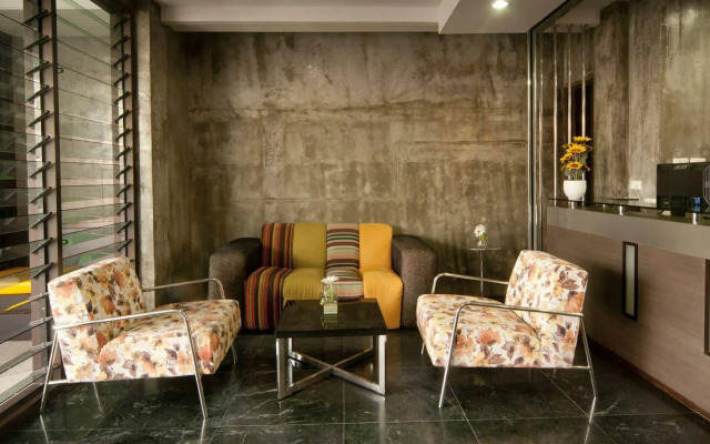 OYO 358 Rattana Residence Thalang