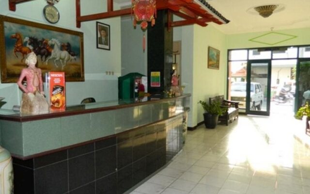 Hotel Tirtonadi Permai