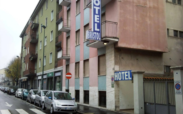 Hotel Bristol