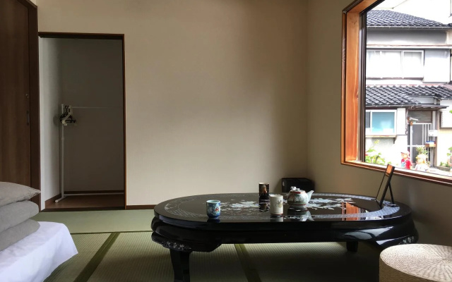 Guesthouse Hakuka - Hostel