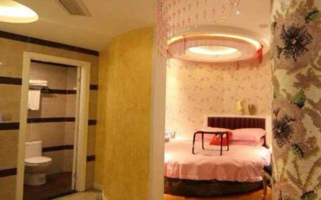 Baiyun Romance Hotel Dongyang