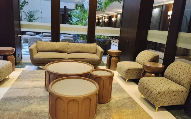 Omaya Suites