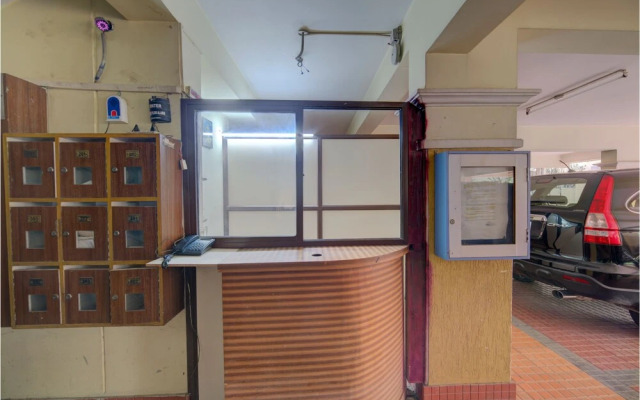 OYO 18454 Hallmark Inn Begumpet