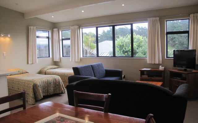 Aotea Lodge