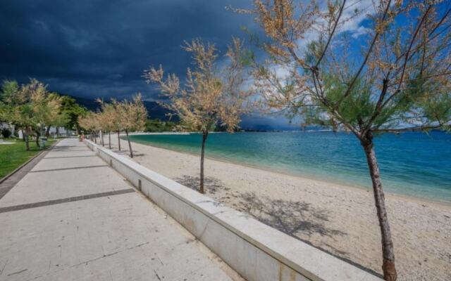 A1 - Modern Luxury apt w. 2 Balconies & sea View