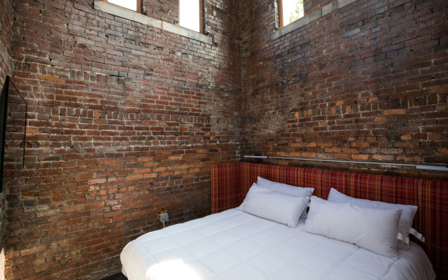 The Russell Nashville