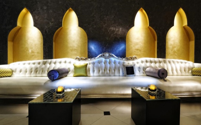 Carnival Palace Hotel