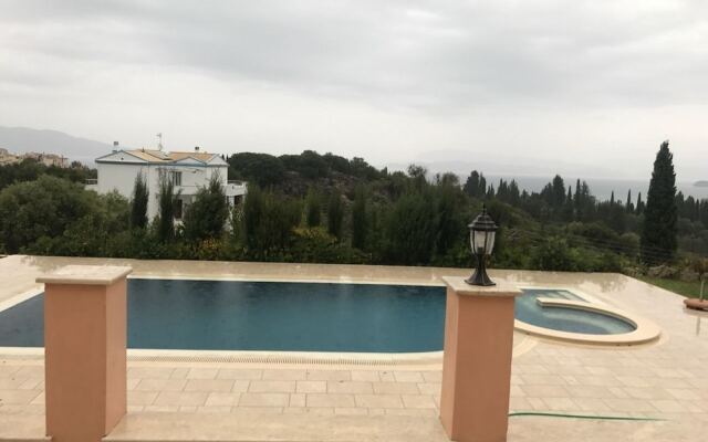 Luxury Villa in Corfu