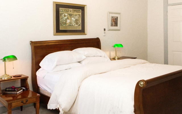 James Buchanan Hotel, Trademark Collection By Wyndham