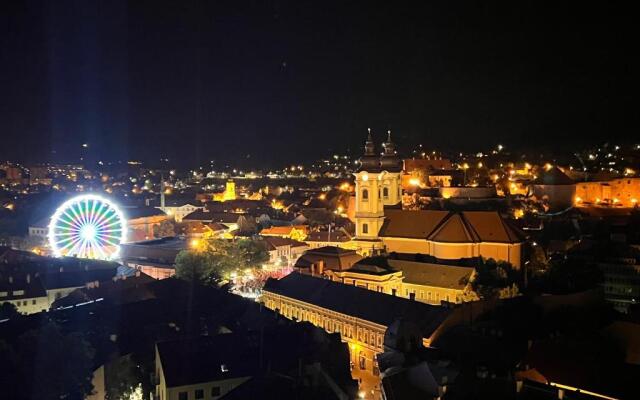 Domino Suite Eger