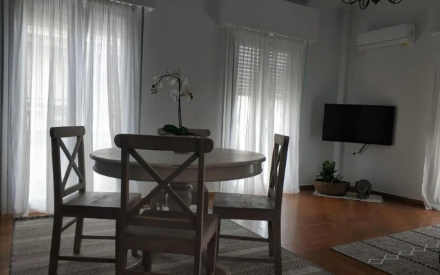 Suite 2 Bedrooms