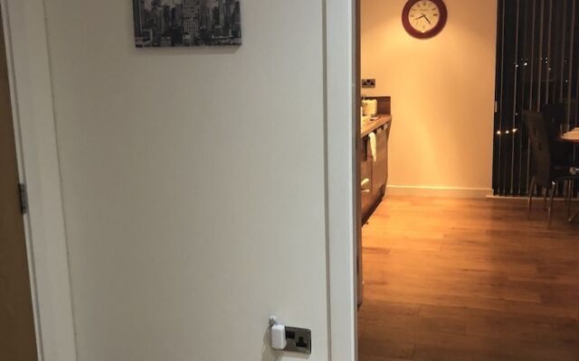 Snapos Luxury Serviced Apartments - Blonk Street