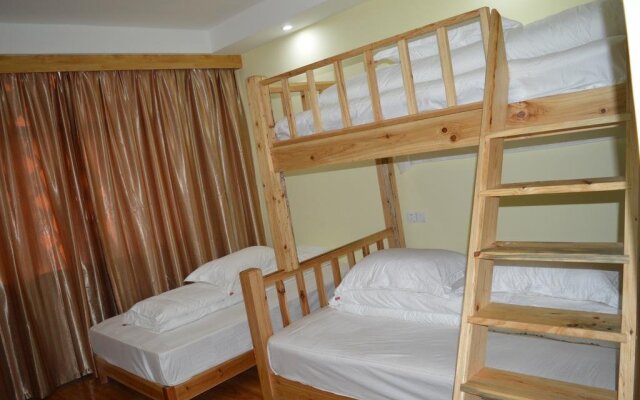 Qingfengge Hostel