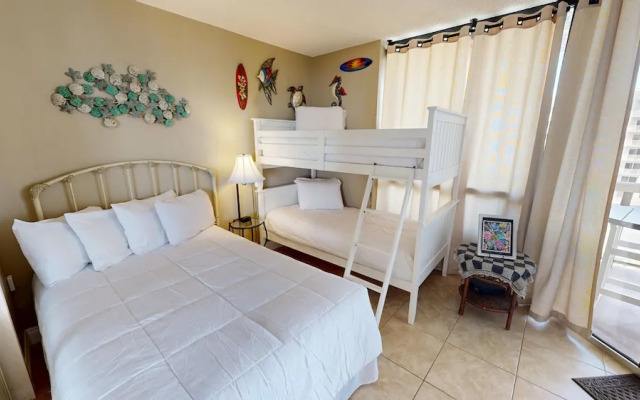 Surfside 0708ab 3 Bedroom Condo