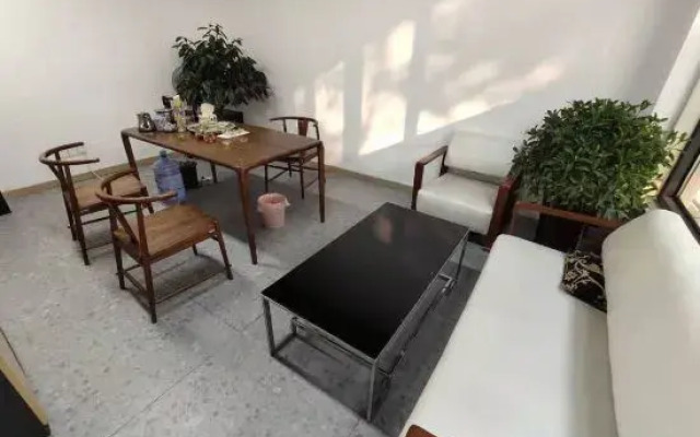 Wuhan Xinmeng Aesthetic Hotel