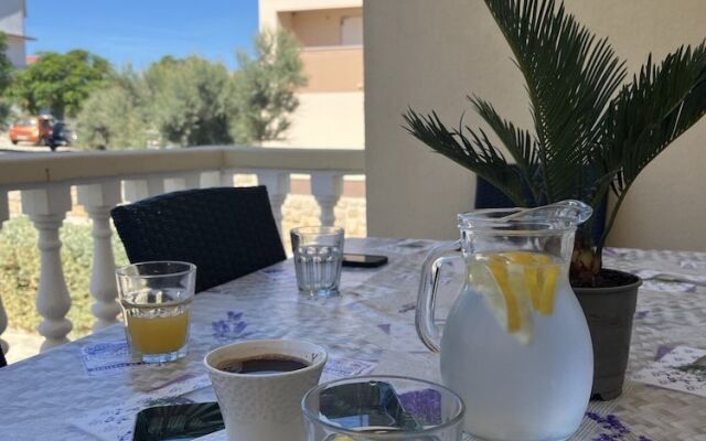 Beachfront House Marlot