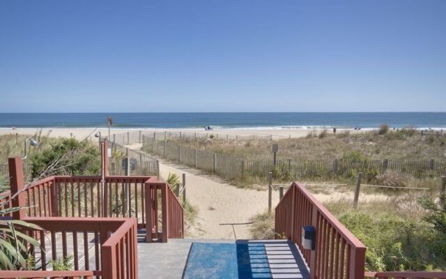 Capri 1710 - 2 Br Condo