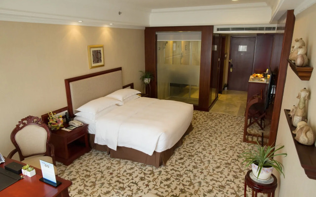 Enrichee Gloria Plaza Hotel Qingdao