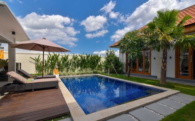 Villa Banyu Riris
