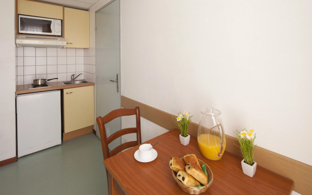 Elstar residence
