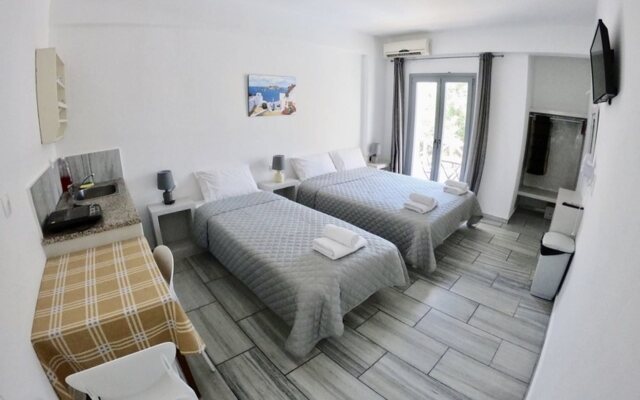 Anny Studios Perissa Beach