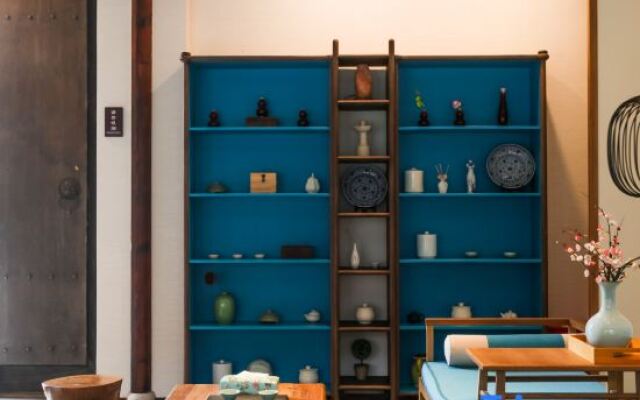 Yanquan  Hanguan Hotel（Oriental Saltlake Resort）