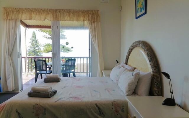 All the Tides - Hi Tide