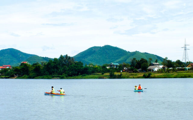 Hue Riverside Boutique Resort & Spa