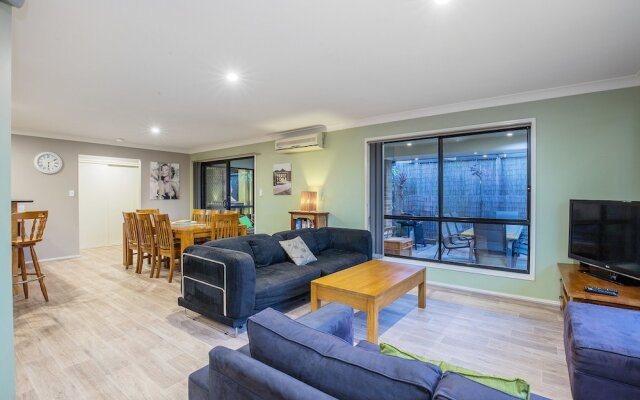 Anaheim Holiday Houses