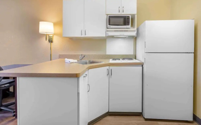Extended Stay America Roanoke Airport