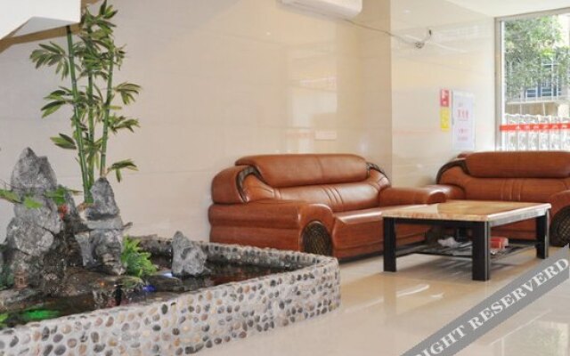 Quanzhou Risheng Business Hotel