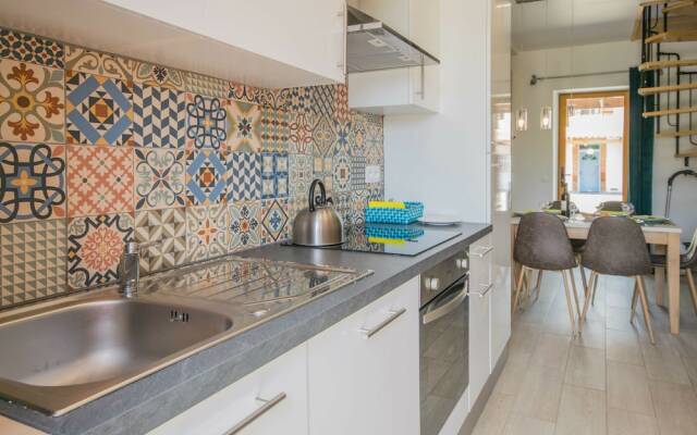 Modern Mansion in Tarn With Pool, Impressive Location