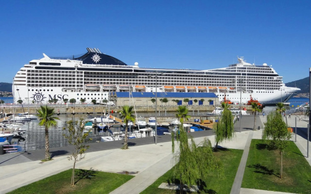 Hotel Compostela Vigo