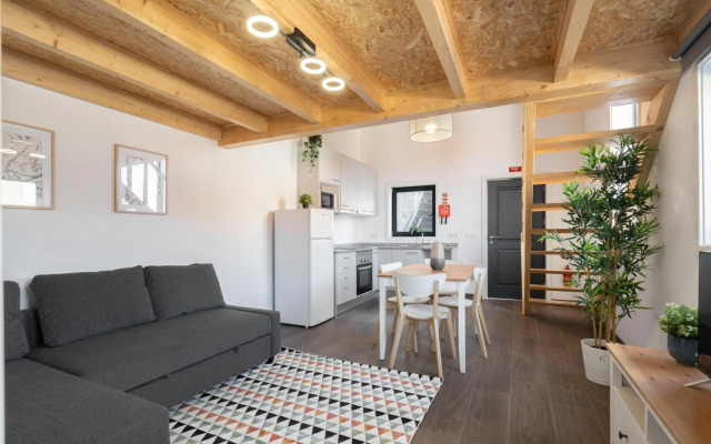 Stylish Duplex House - Terrace & River View