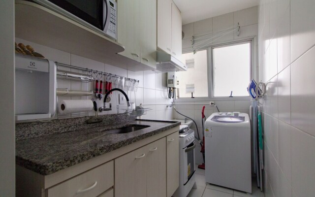 Apartamento na Rua Frei Caneca 750
