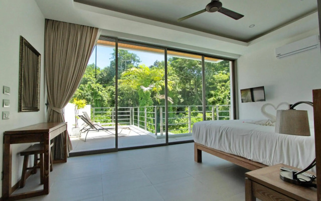 Ya Nui Beach Villas
