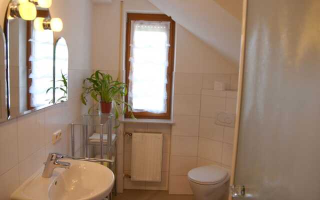 Weingut & Ferienwohnungen Kirch