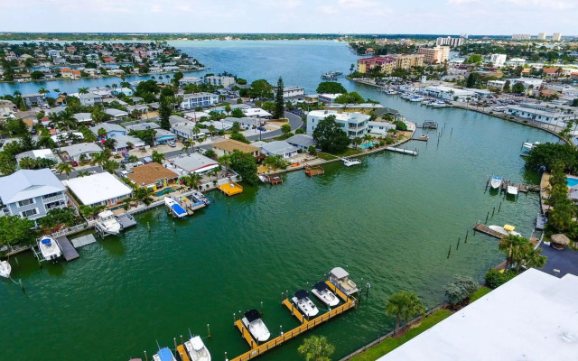 Treasure Island Hotel and Marina