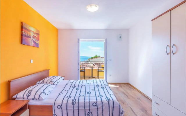 One-Bedroom Apartment with Sea View in Baska Voda