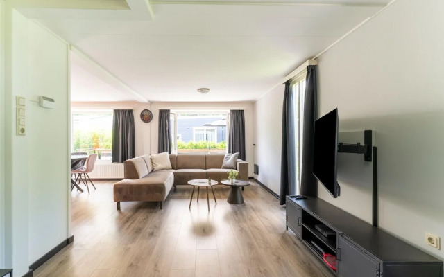 Charming Bungalow in Kaatsheuvel